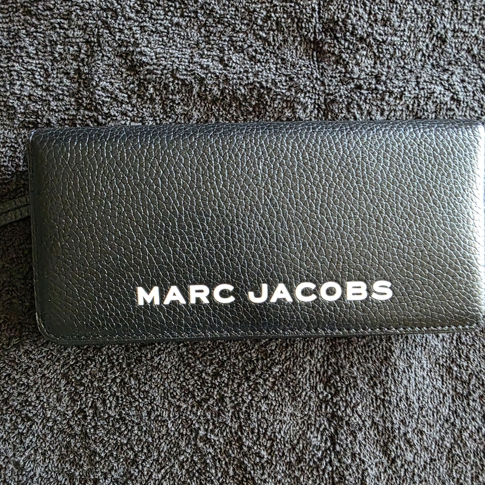 Marc Jacobs Silver Wallet